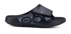 OOfos Men's OOahh Sport Flex Sandal - Black Camo -OOfos 1550BLKCAMO shot1 869b8467 77fb 438a bec6 cbf30c944f7d