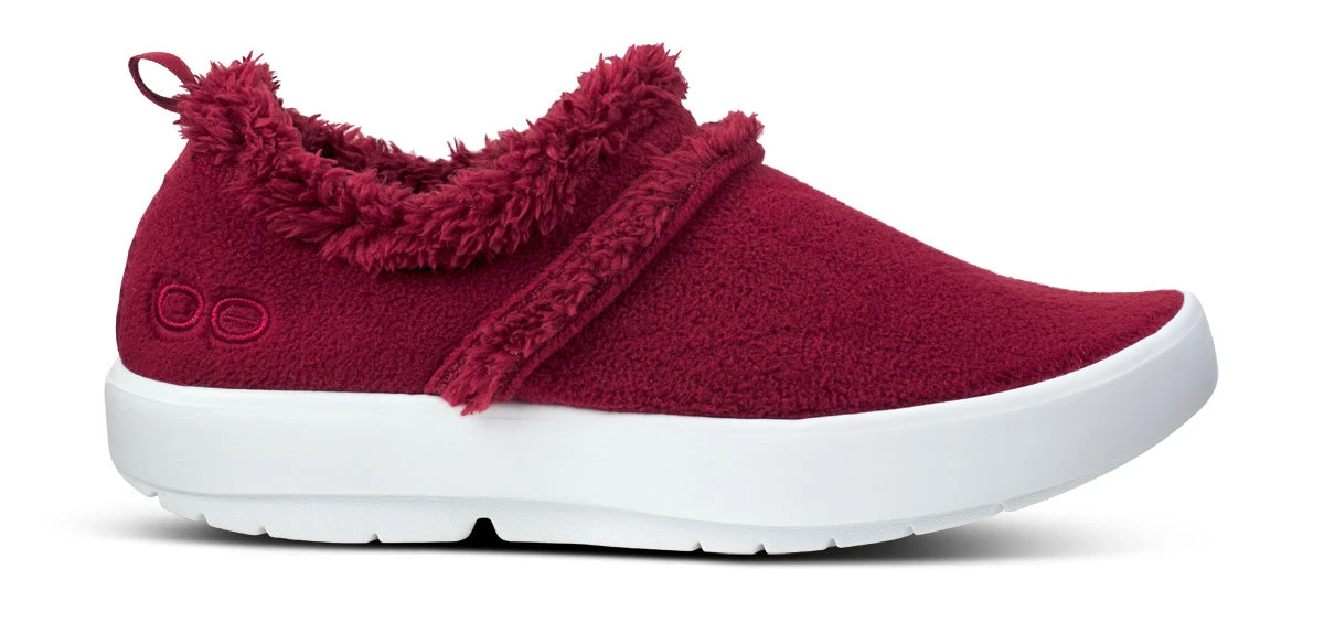 OOfos Women's OOcoozie Low Shoe - Cabernet 4 OOfos Women's OOcoozie Low Shoe - Cabernet - Image 2