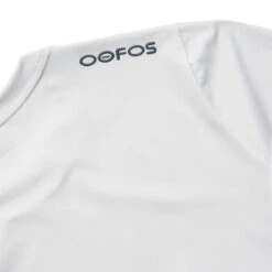 OOfos Men's COOl Down T Shirt - Light Gray Heather -OOfos 9000LTGRYHEA Shot04