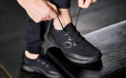 OOfos Men's OOmg Sport LS Low Shoe - Black -OOfos Mens BlkLS2