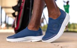OOfos Men's OOmg EeZee Low Shoe - White Navy -OOfos Mens NavyeeZee2