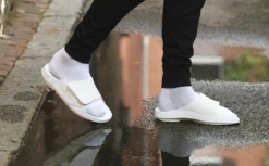 OOfos Men's OOahh Sport Flex Sandal - White -OOfos Mens WhiteSportFlex2