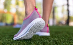 OOfos Women's OOmg Sport Low Shoe - Fuchsia -OOfos MicrosoftTeams image 2