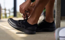 OOfos Women's OOmg Sport LS Low Shoe - Black -OOfos Womens BlkLS2