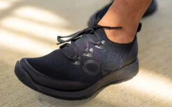 OOfos Women's OOmg Sport LS Low Shoe - Black -OOfos Womens BlkLS3